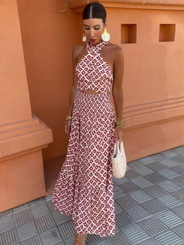 Vestido largo para invitada de boda de verano con silueta aireada