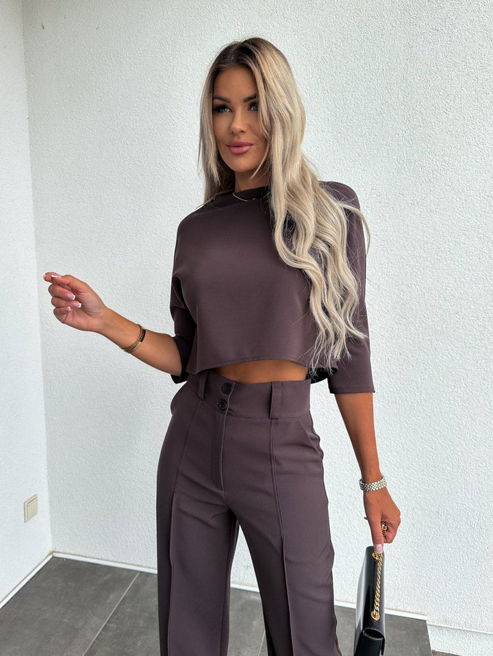 Relaxed Elegant Lounge Set