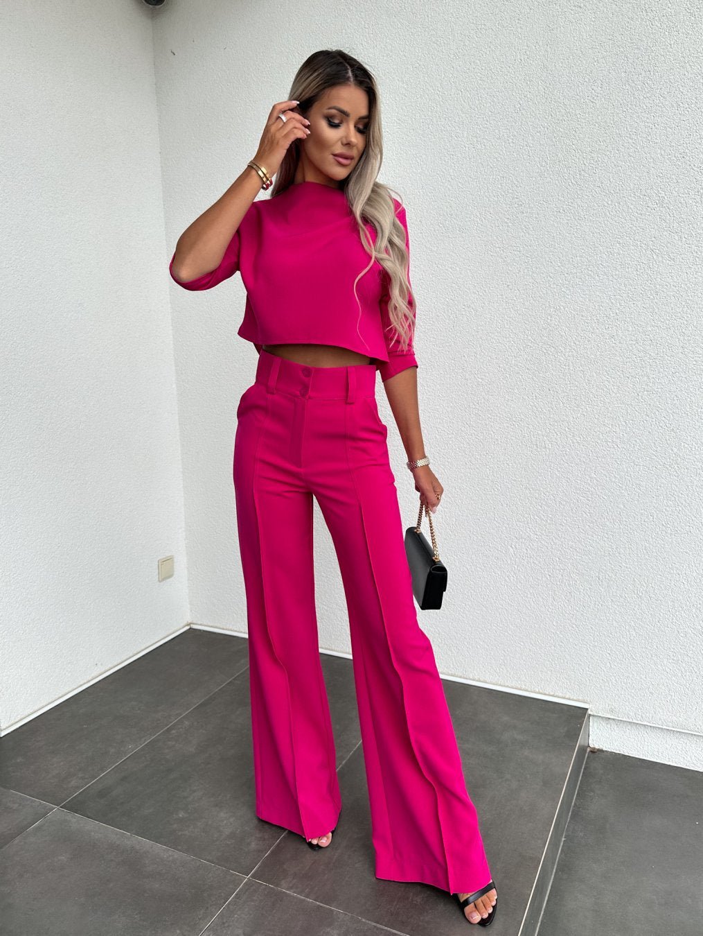 Relaxed Elegant Lounge Set