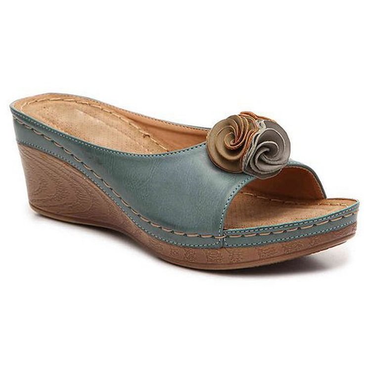 Sandalias ortopédicas con cuña elevada