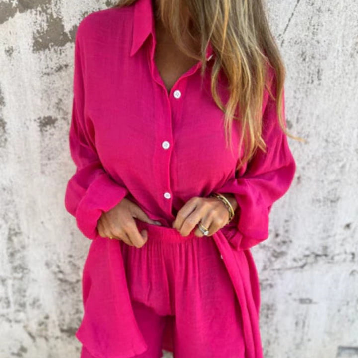 Conjunto de camisa abotonada y pantalones