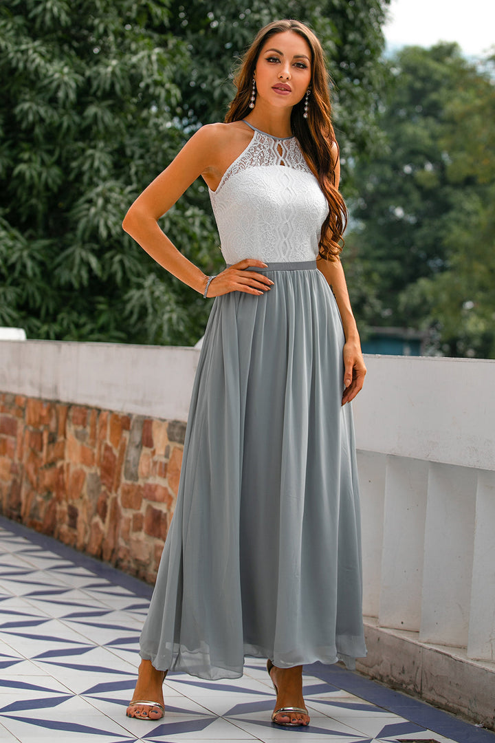 Vestido largo moderno de cuello halter para invitadas a bodas y eventos especiales
